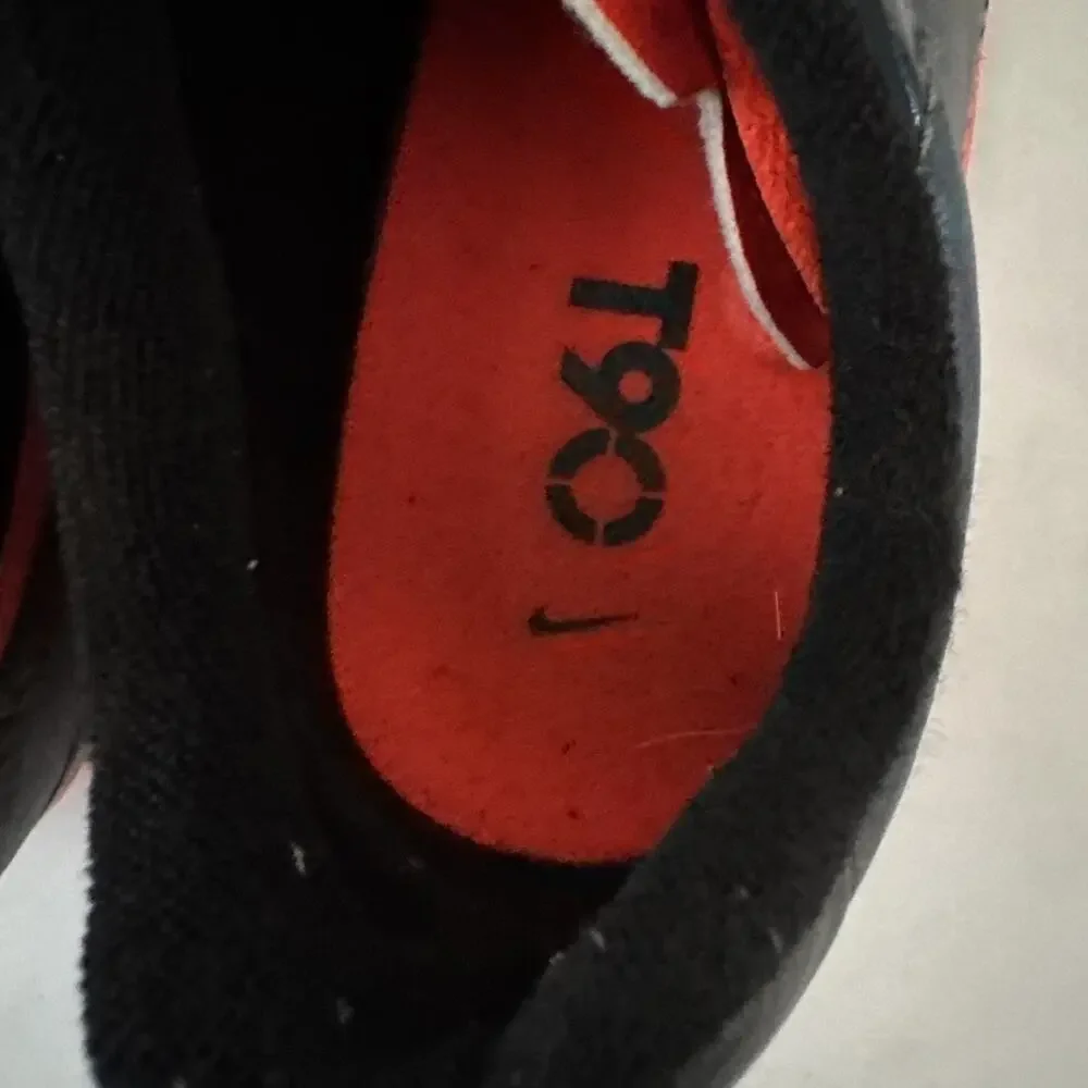 Nike T90 Total 90 Soccer Cleats 2012 Unisex Size 7